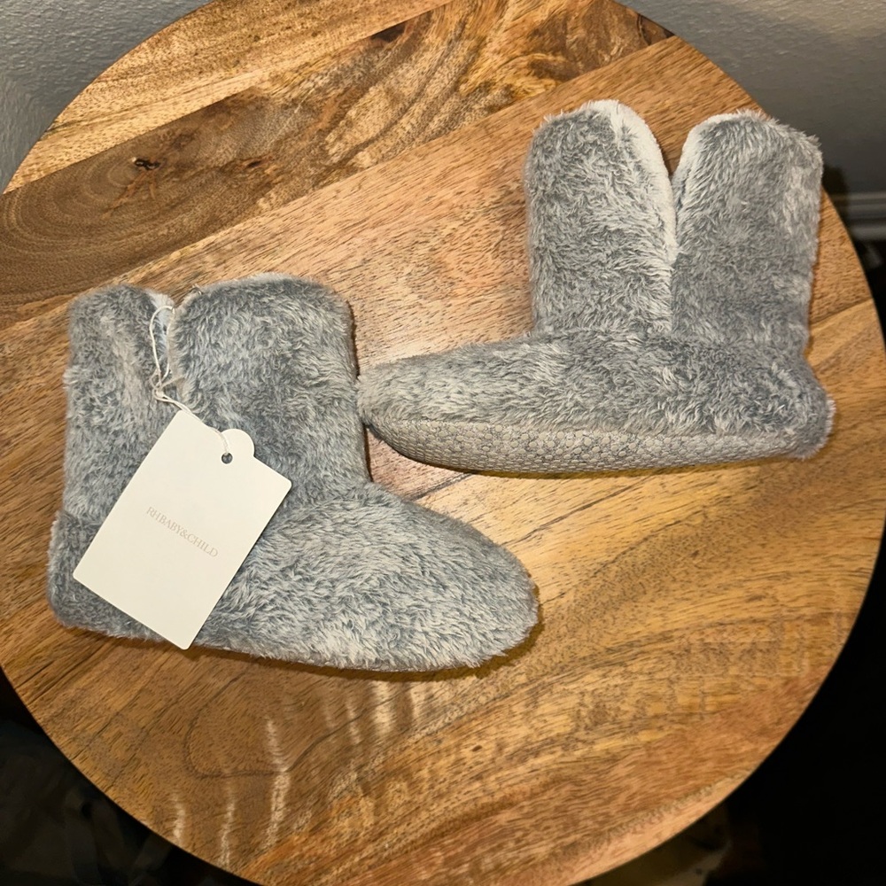 RESTORATION HARDWARE HEATHERED PLUSH BOOTIES-SMALL